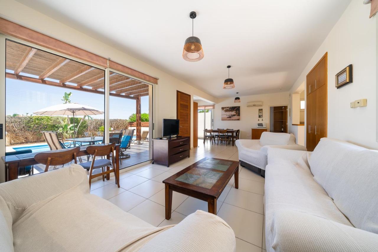 Atlantica 4 Bedroom Villa Near The Beach Protaras Dış mekan fotoğraf
