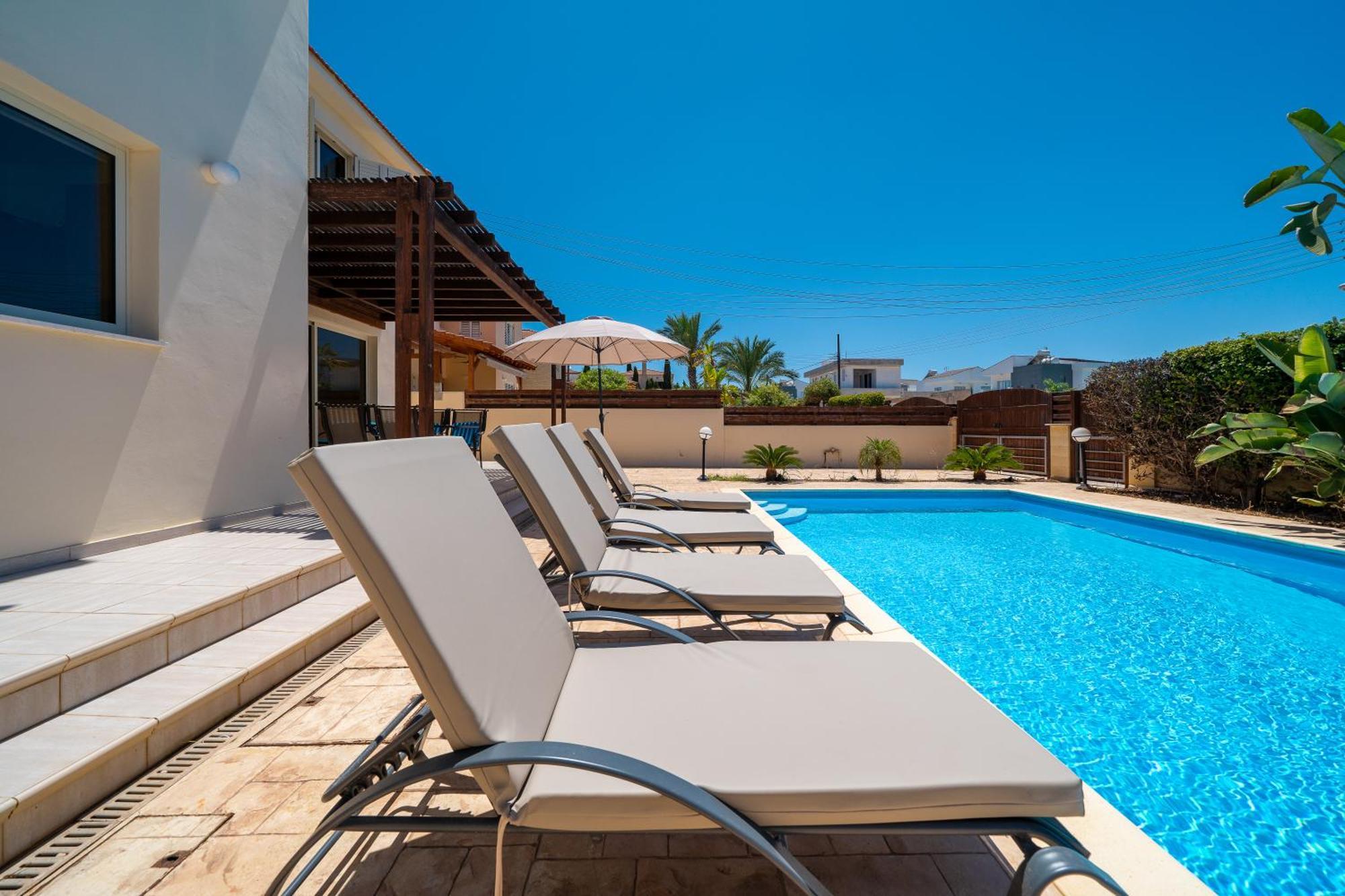 Atlantica 4 Bedroom Villa Near The Beach Protaras Dış mekan fotoğraf